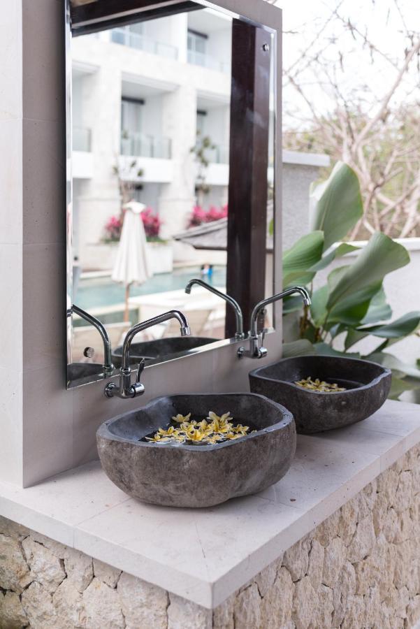 Adhiloka Hotel Uluwatu Kültér fotó