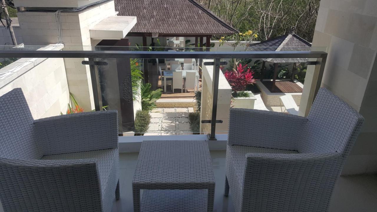 Adhiloka Hotel Uluwatu Kültér fotó