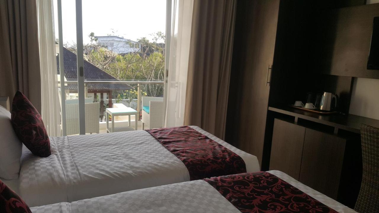 Adhiloka Hotel Uluwatu Kültér fotó